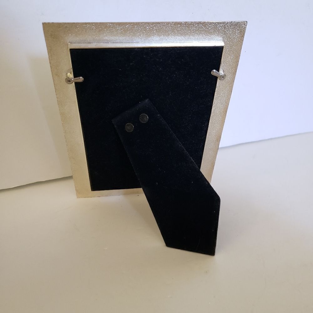 Metal Photo Frame   - Picture 6 of 7